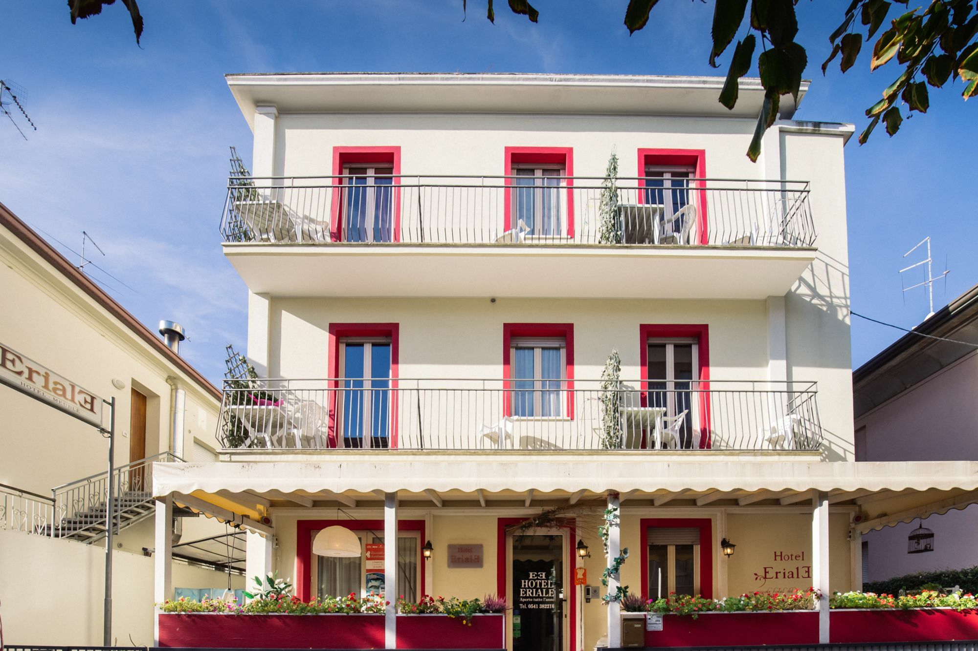 Hotel Eriale Rimini Bagian luar foto